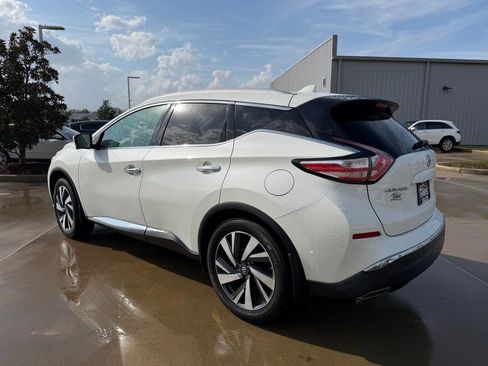 Used 2018 Nissan Murano Platinum image 3