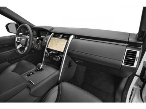 New 2026 Land Rover Discovery S image 14
