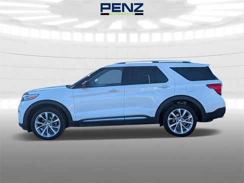 Used 2023 Ford Explorer Platinum w/ Technology Package image 4