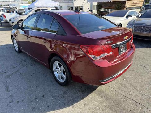 Used 2015 Chevrolet Cruze LT w/ RS Package image 5