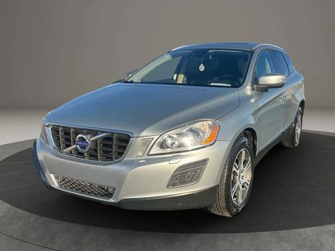 Used 2011 Volvo XC60 T6 image 14