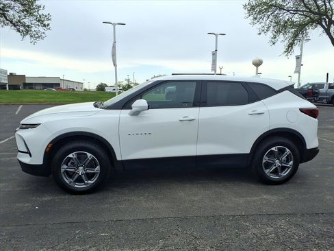 Used 2023 Chevrolet Blazer LT w/ LPO, Floor Liner Package AWD/4WD image 4