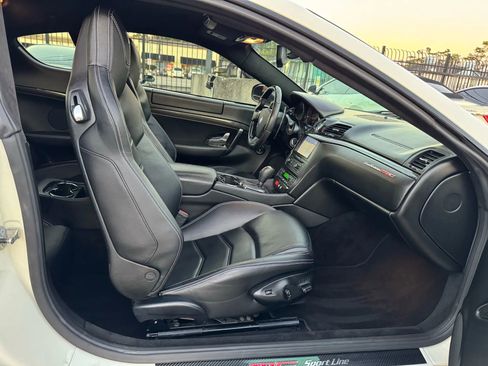 Used 2013 Maserati GranTurismo Sport image 22