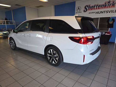 Used 2025 Honda Odyssey EX-L image 6