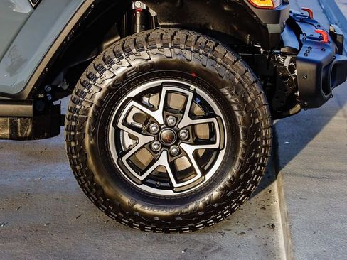 New 2026 Jeep Gladiator Rubicon AWD/4WD image 11