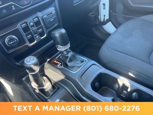 Used 2023 Jeep Wrangler Unlimited w/ 8.4" Radio Group AWD/4WD image 24