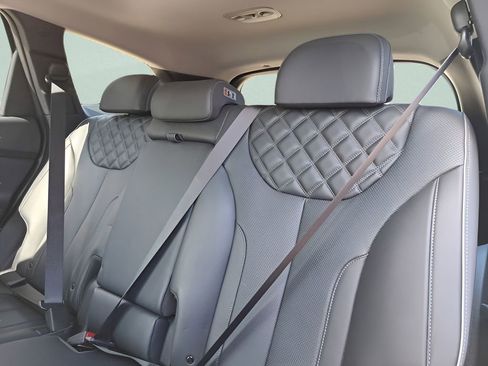 Used 2021 Hyundai Santa Fe SEL Premium image 9