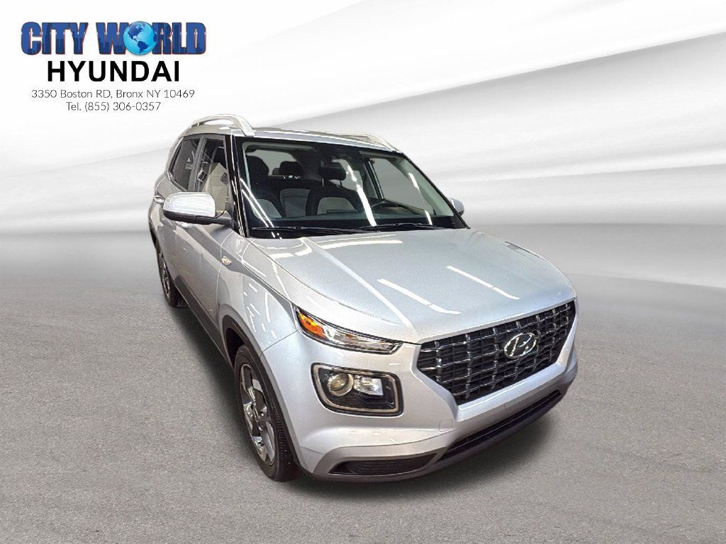 Used 2022 Hyundai Venue SEL w/ Cargo Package FWD image 7