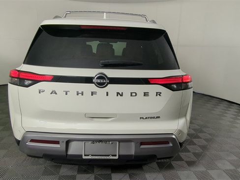 Used 2022 Nissan Pathfinder Platinum w/ Cargo Package image 6