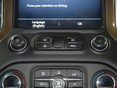 Used 2022 Chevrolet Silverado 3500 High Country image 33