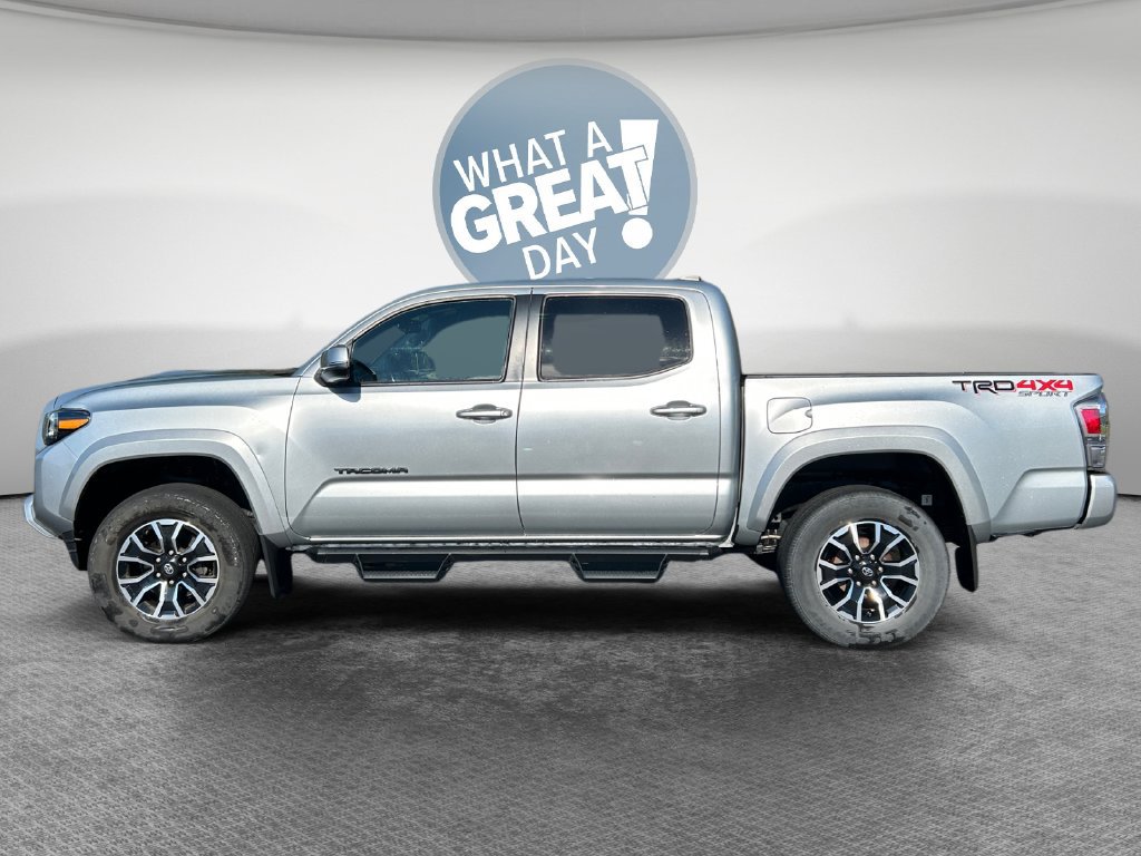 Used 2023 Toyota Tacoma TRD Sport w/ Technology Package AWD/4WD image 7