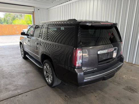 Used 2017 GMC Yukon XL Denali w/ Open Road Package RWD image 2