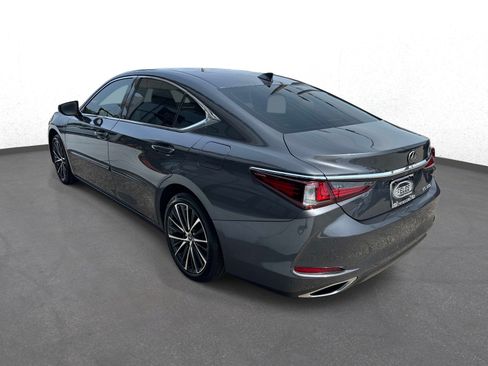Used 2024 Lexus ES 350 w/ Premium Package FWD image 5