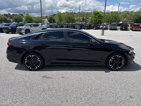 Used 2022 Kia K5 GT-Line FWD image 2
