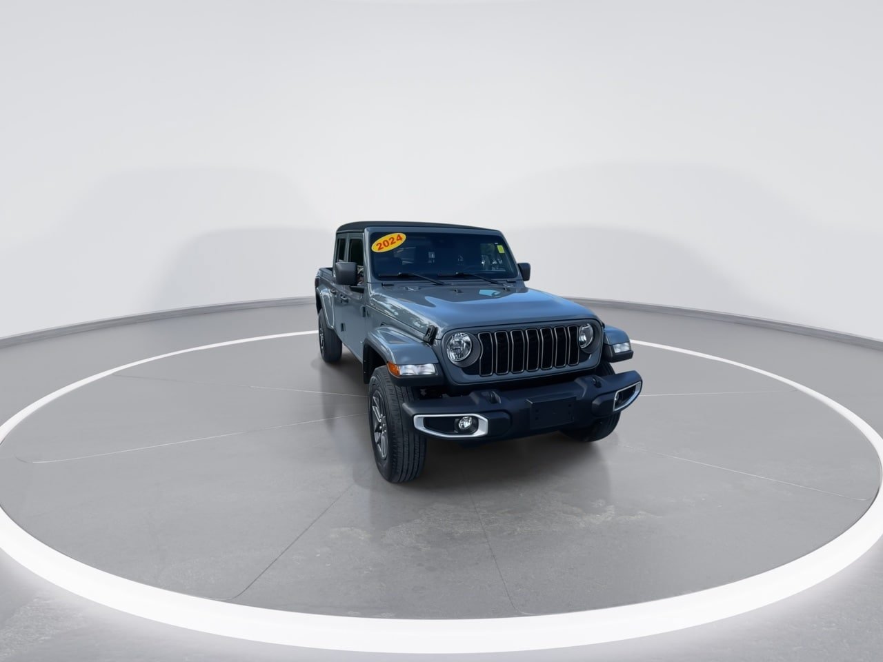 Used 2024 Jeep Gladiator Sport AWD/4WD image 3