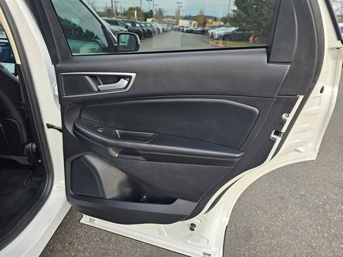 Used 2022 Ford Edge SEL image 14