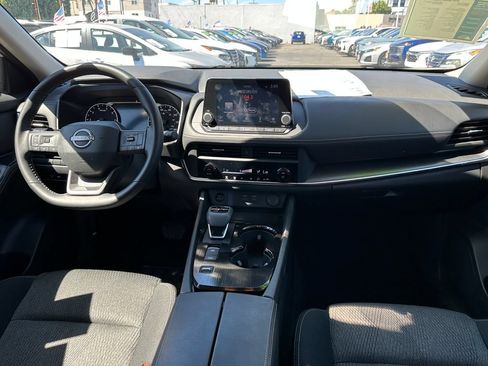 Used 2026 Nissan Rogue SV FWD image 20