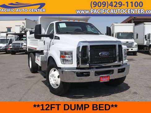 Used 2023 Ford F650 2WD Regular Cab Super Duty image 1