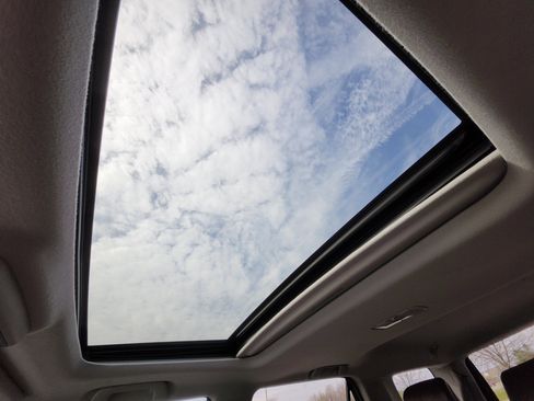 Used 2018 Toyota 4Runner Limited image 2