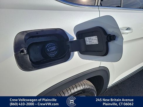 New 2026 Volkswagen Atlas SEL image 32