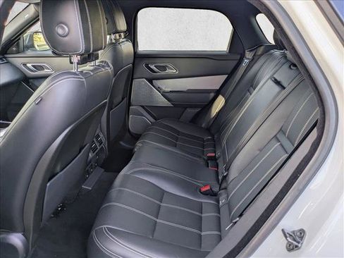 Used 2019 Land Rover Range Rover Velar R-Dynamic SE image 20