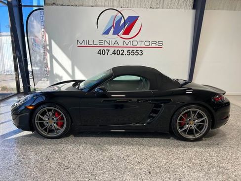 Used 2019 Porsche 718 Boxster S image 44