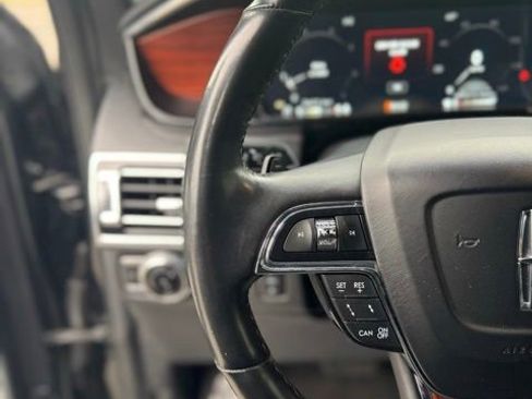 Certified 2021 Lincoln Navigator Reserve AWD/4WD image 16
