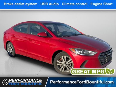 Used 2017 Hyundai Elantra SE FWD image 1