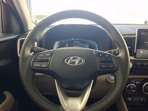 New 2026 Hyundai Venue SEL FWD image 19