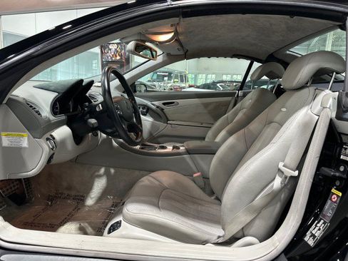 Used 2005 Mercedes-Benz SL 55 AMG image 34