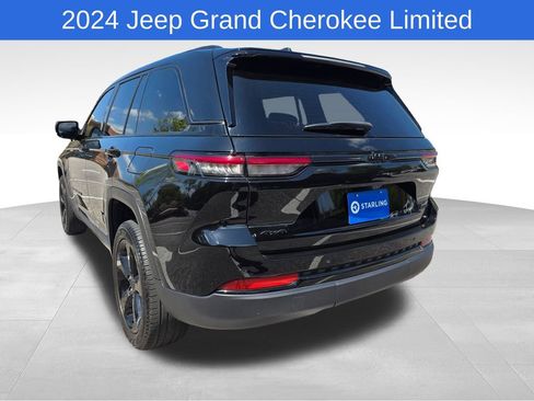 Used 2024 Jeep Grand Cherokee Limited w/ Black Appearance Package image 7