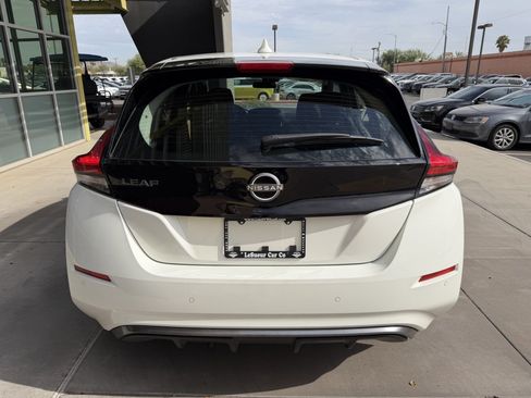 Used 2025 Nissan Leaf S FWD image 13