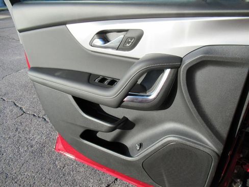 New 2026 Chevrolet Blazer LT w/ Convenience Package FWD image 25