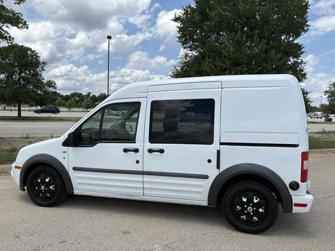 Used 2010 Ford Transit Connect XLT FWD image 7