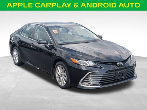 Used 2023 Toyota Camry LE w/ Convenience Package AWD/4WD image 4