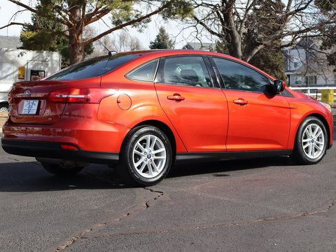 Used 2018 Ford Focus SE image 5