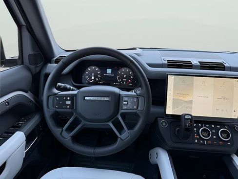 New 2026 Land Rover Defender 110 X-Dynamic SE AWD/4WD image 10