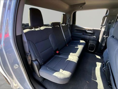 Used 2024 Chevrolet Silverado 1500 LT image 17