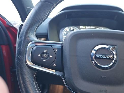 Used 2021 Volvo XC40 T5 R-Design w/ Advanced Package image 50