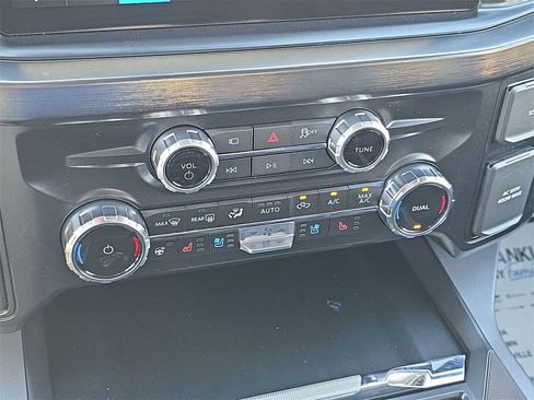 New 2026 Ford F250 Lariat w/ Chrome Package image 19