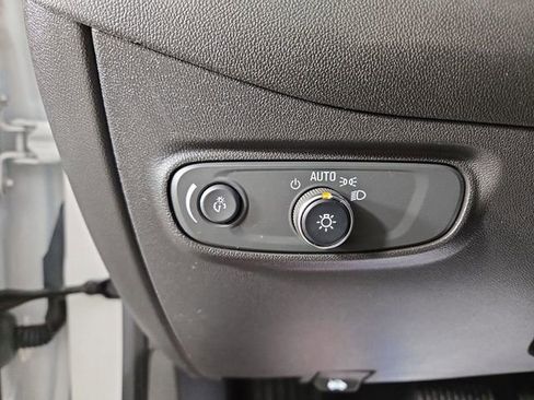 Used 2022 Chevrolet Equinox RS w/ LPO, Floor Liner Package image 28