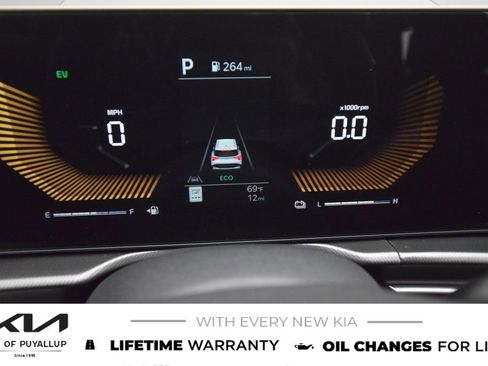 New 2026 Kia Sportage LX image 18