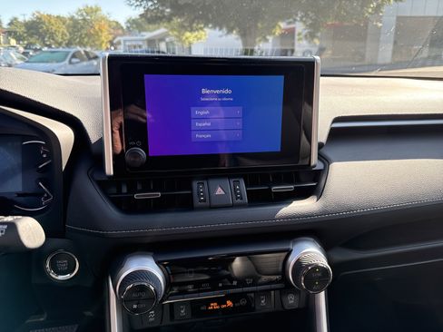 Used 2023 Toyota RAV4 XLE Premium image 17