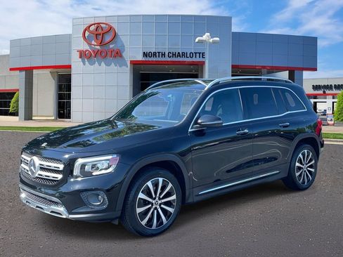 Used 2021 Mercedes-Benz GLB 250 image 3