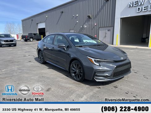 Used 2023 Toyota Corolla SE image 1