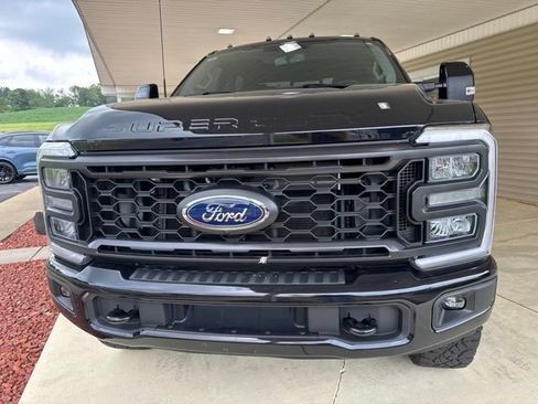 Used 2024 Ford F250 Lariat w/ Tremor Off-Road Package AWD/4WD image 12