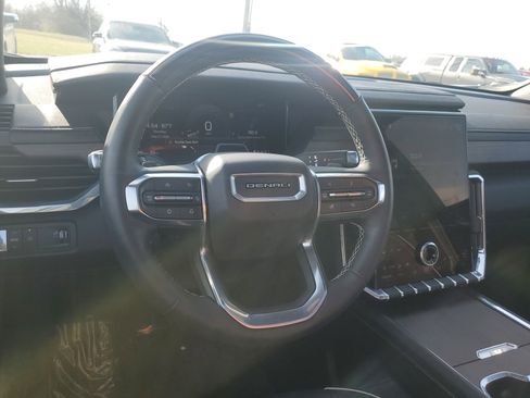 Used 2024 GMC Acadia Denali w/ Super Cruise Package image 19