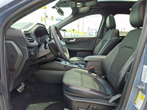 Used 2023 Ford Escape ST-Line w/ Tech Pack #1 image 14