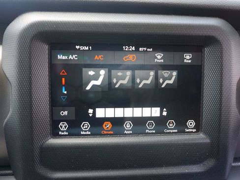 Used 2022 Jeep Wrangler Unlimited Sport AWD/4WD image 11