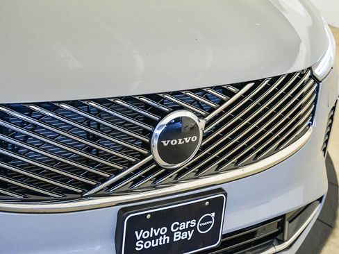 New 2026 Volvo XC90 B5 Core AWD/4WD image 7